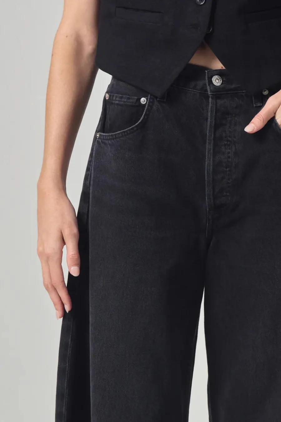 Horseshoe Jean Sonnet