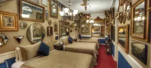 Murder Mystery-Room 6 - The Mirratorium Triple Queen Beds